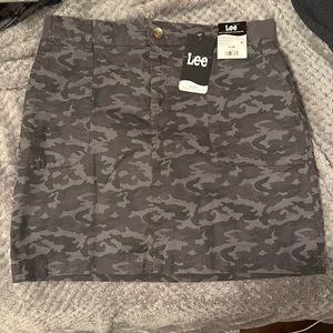 Lee Midrise Camo Skort
